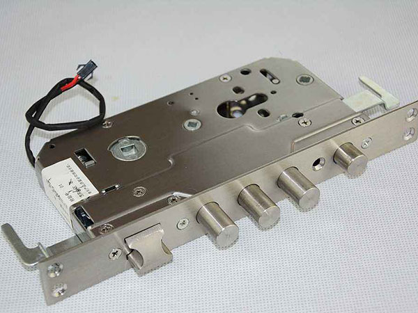 平罗24小时上门开锁公司